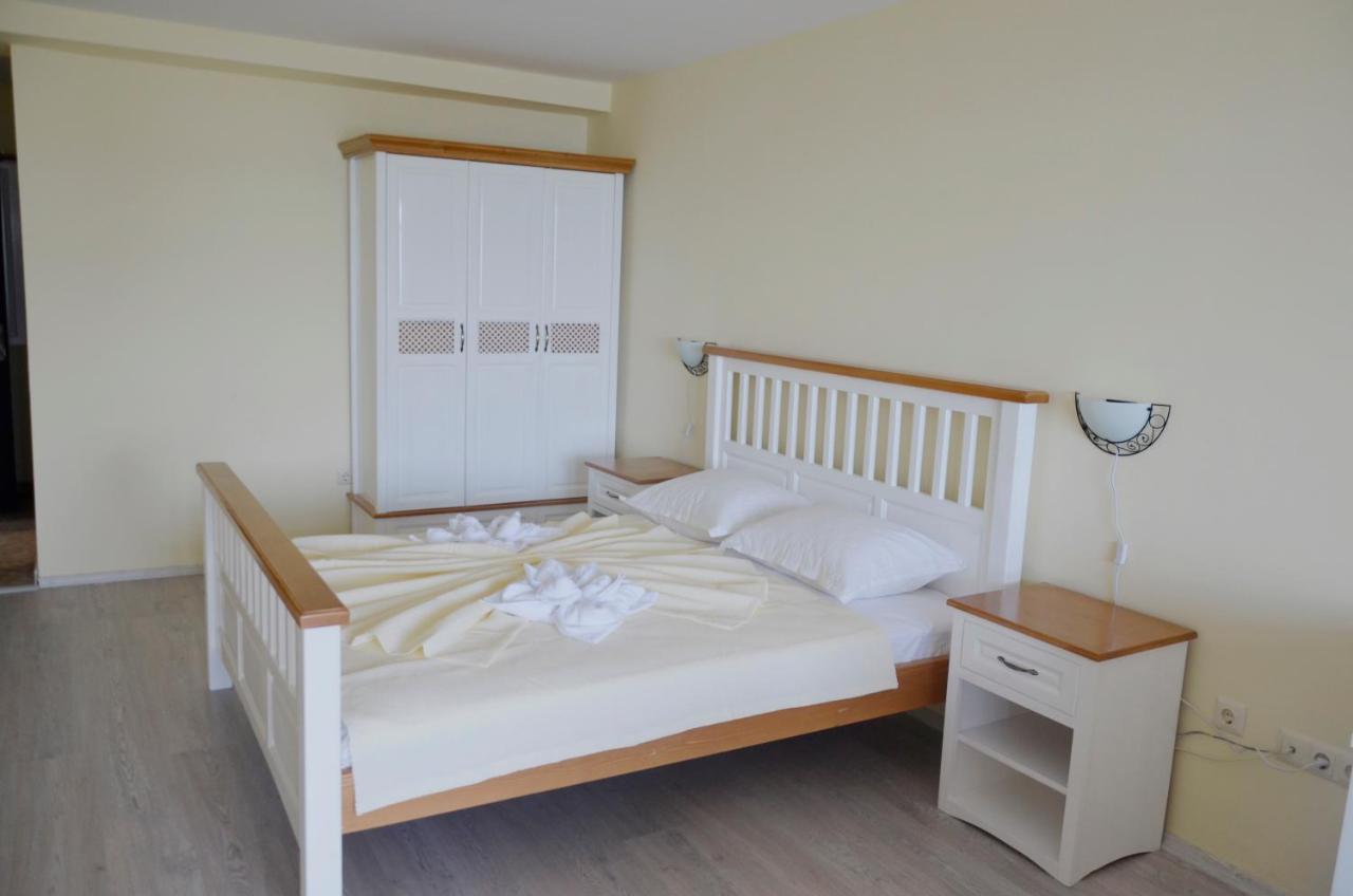 Ashram Hotel Приморско Экстерьер фото