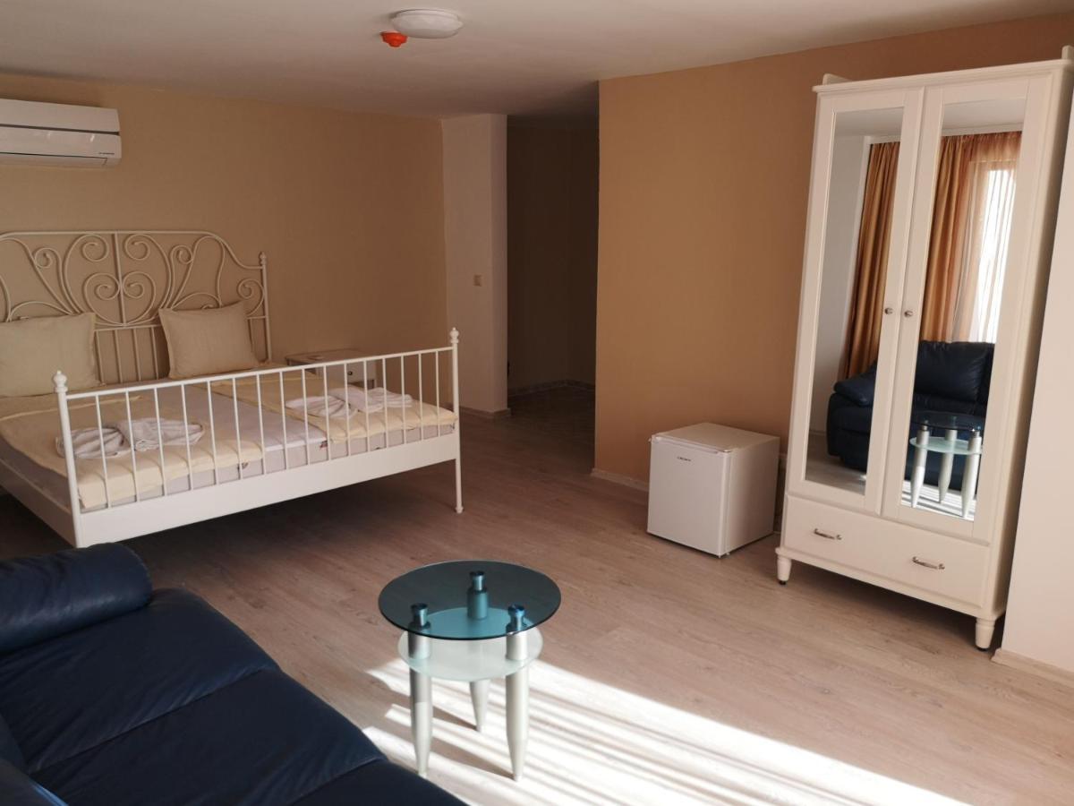Ashram Hotel Приморско Экстерьер фото