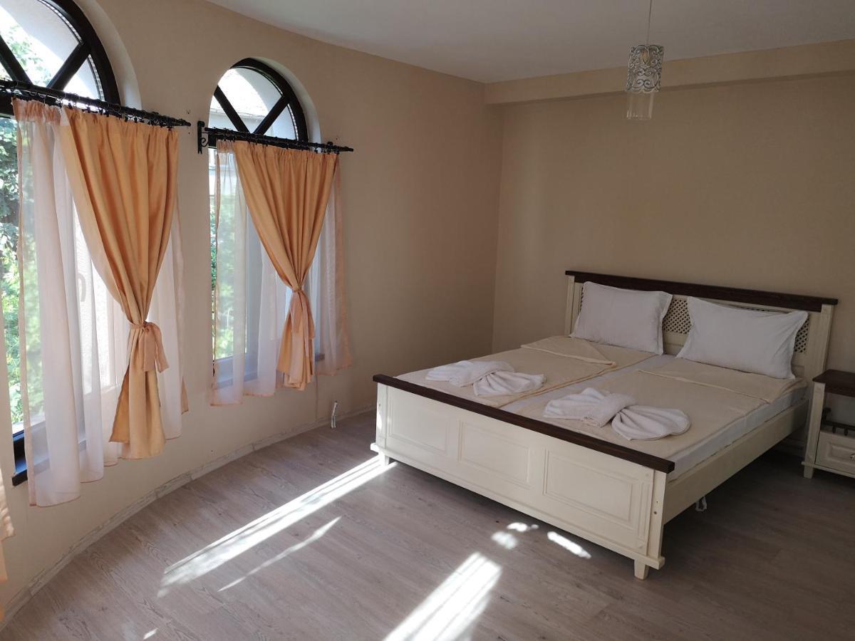 Ashram Hotel Приморско Экстерьер фото